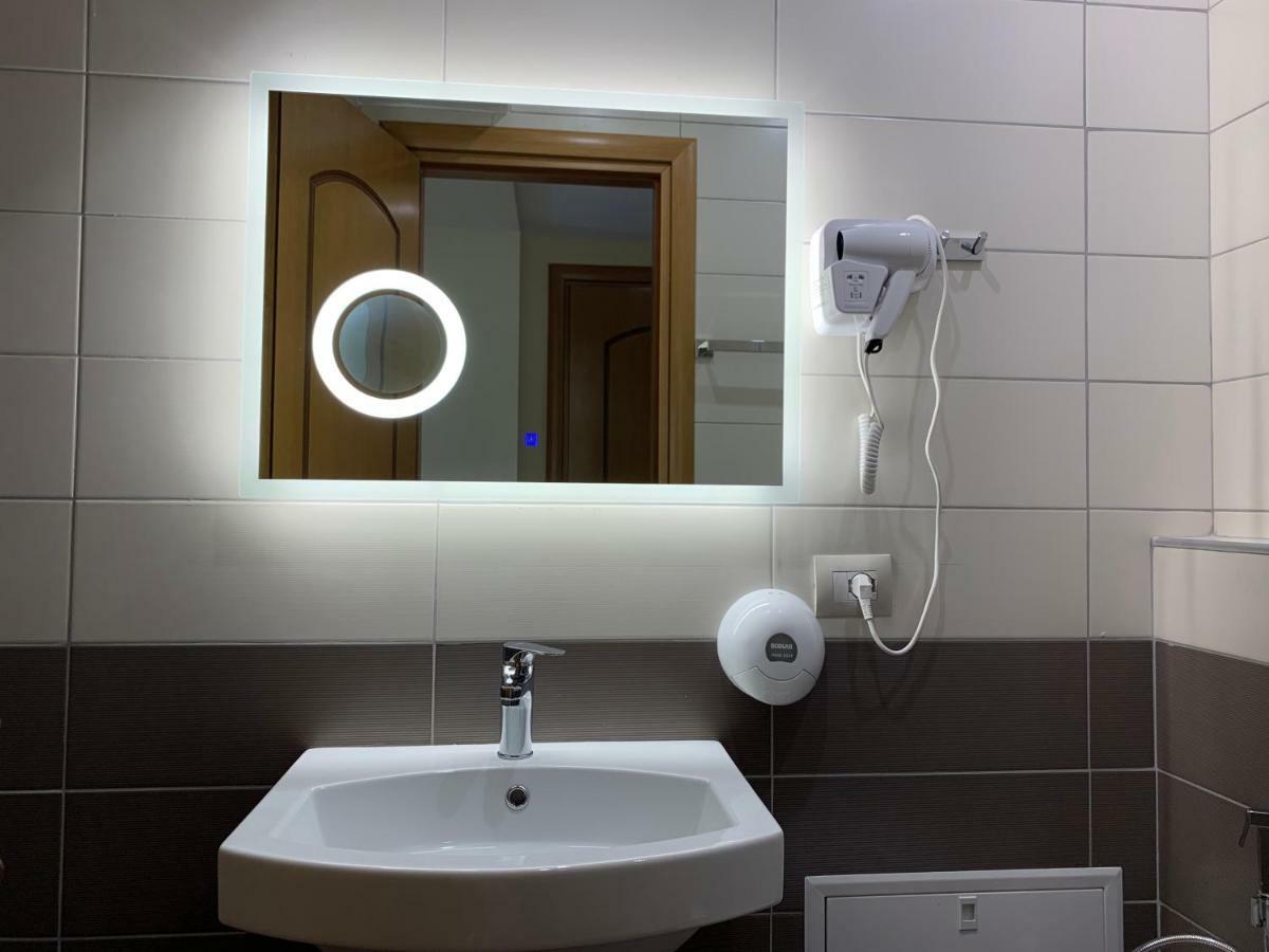 Hotel Lahuta Bajram Curri Kültér fotó